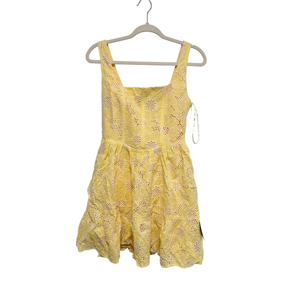 NWT Lulus Bright Personality Yellow Sunflower Eyelet Dress Square Neck Ruffle M - Picture 4 of 8